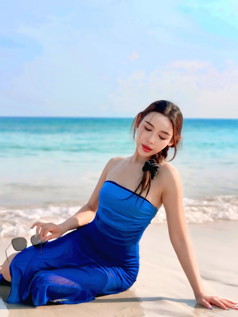 Urban chic fashion style modeled by Nim Ruethaikarn (nim_rtk), a leading Model in Chiang Mai. | สไตล์แฟชั่นในเมืองโดย นิ่ม ฤทัยกาญจน์ (nim_rtk) นางแบบเชียงใหม่